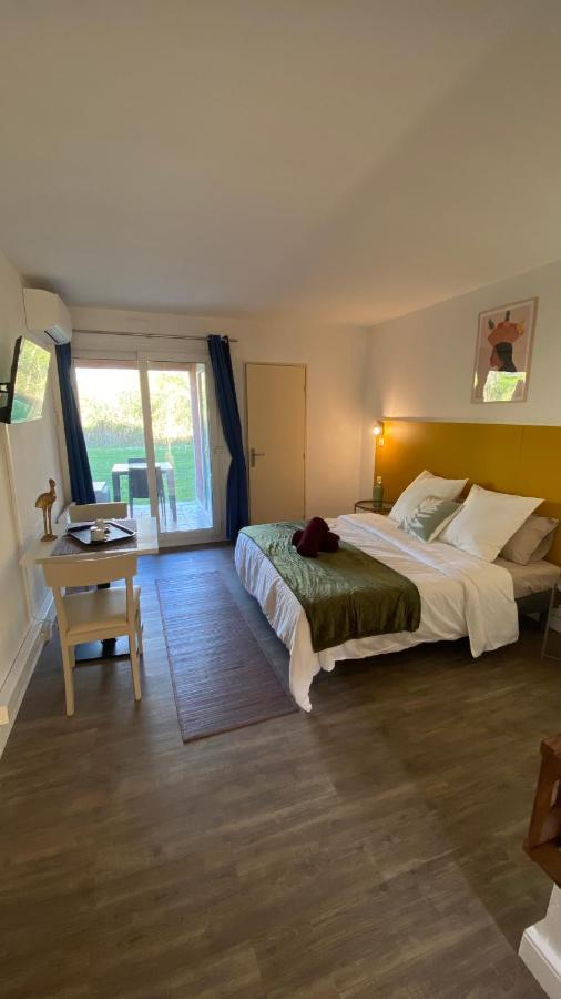 Joli Appartement 27M2 Oasis Provencale En Village Vacances En Camargue Arles Extérieur photo