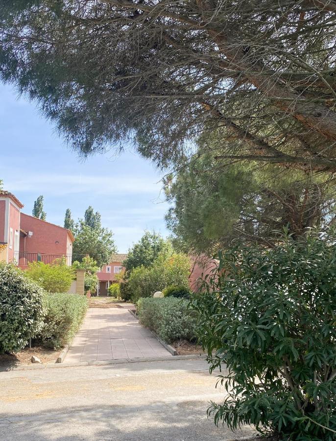 Joli Appartement 27M2 Oasis Provencale En Village Vacances En Camargue Arles Extérieur photo