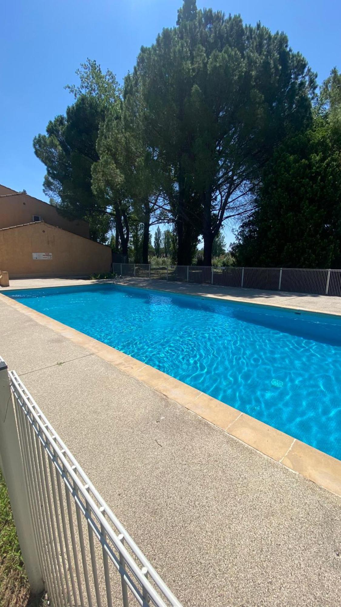 Joli Appartement 27M2 Oasis Provencale En Village Vacances En Camargue Arles Extérieur photo